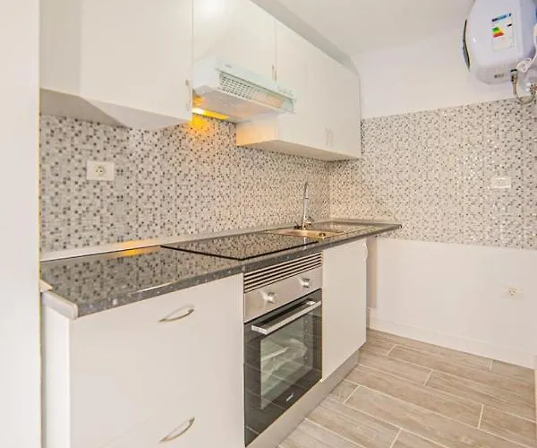 House Tajao * La Jaca